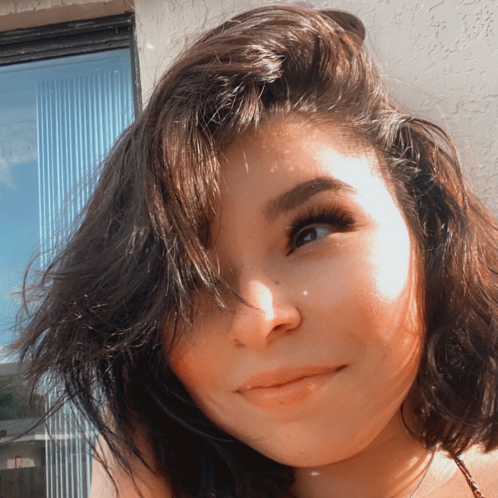 Meet your Posher, Emily